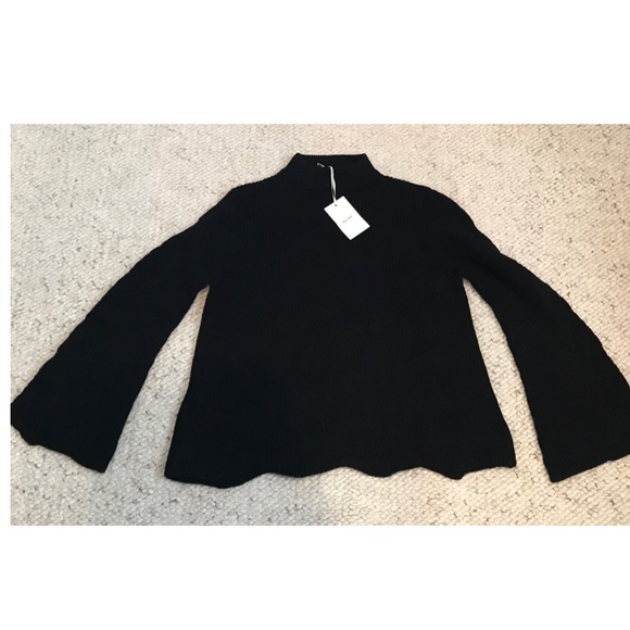 WOMENS KNIT NWT BLACK SWEATER SCALLOPED HEMS BEAUTIFUL SIZE M - Picture 1 of 7